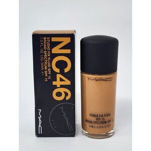 MAC NC46 Studio Fix Fluid Foundation SPF 15
